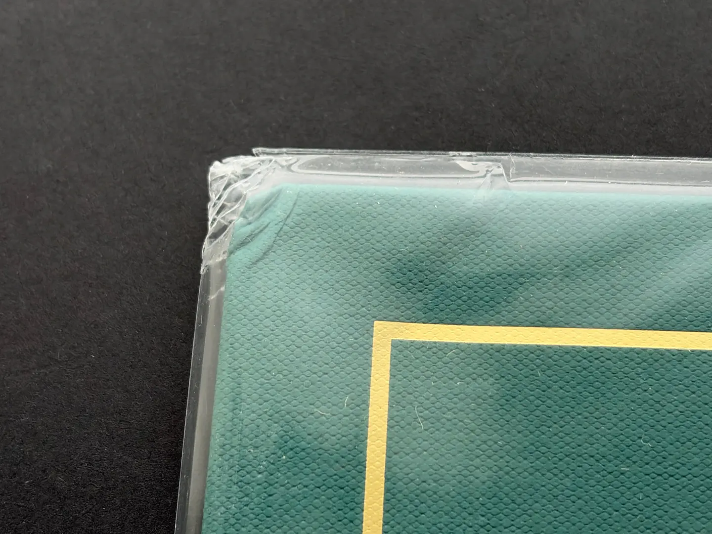 [con detalle] Jung Kook (BTS) - Golden - Vinilo Dorado 2