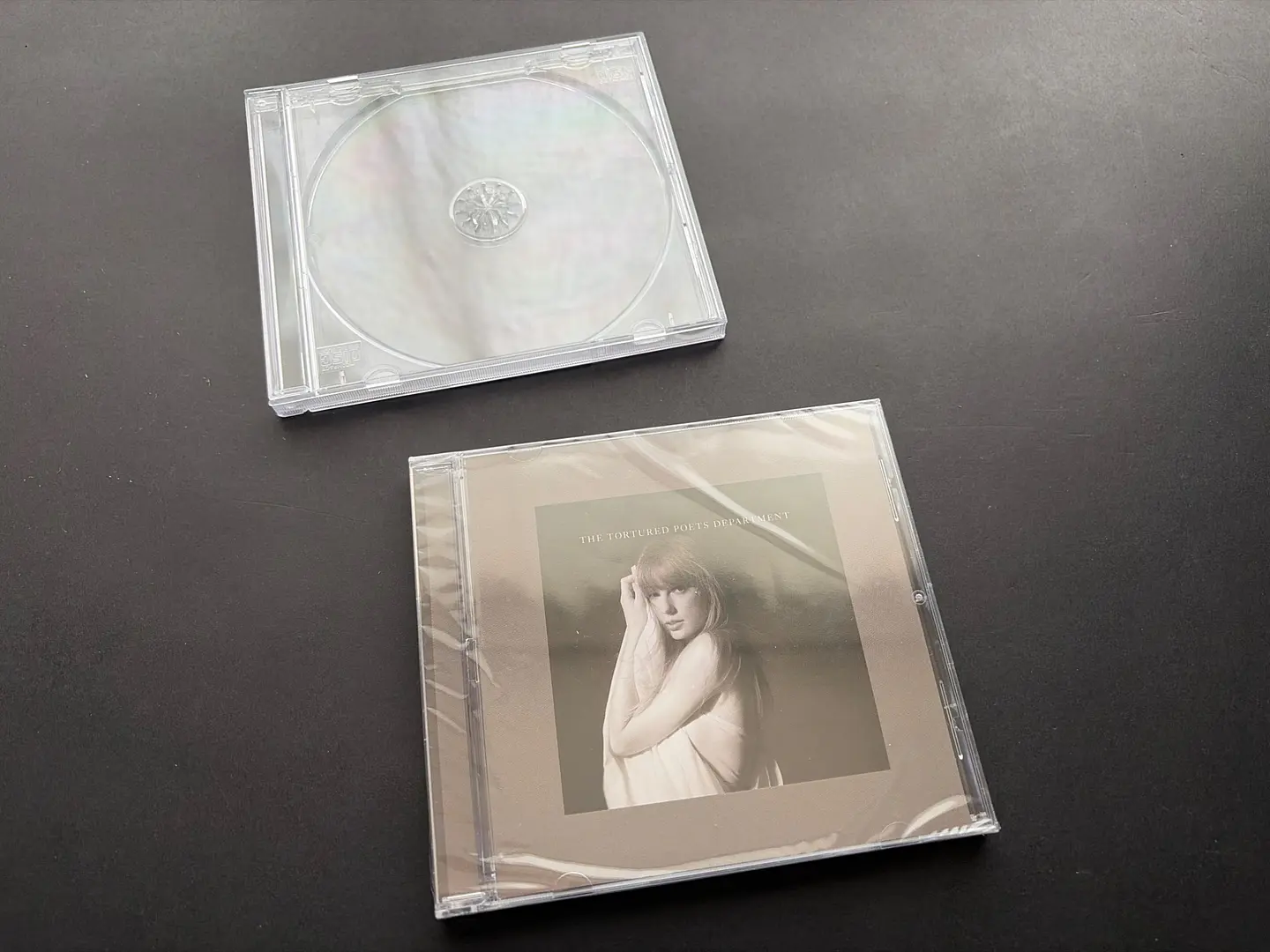 [con detalle] Taylor Swift - The Tortured Poets Department - CD + Bonus Track 