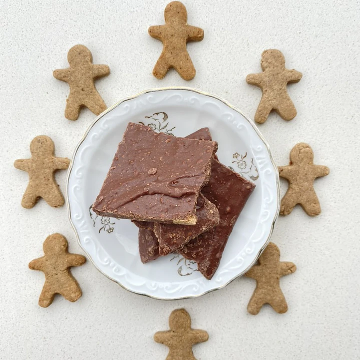 Gingerbread Chocolate Bark 1