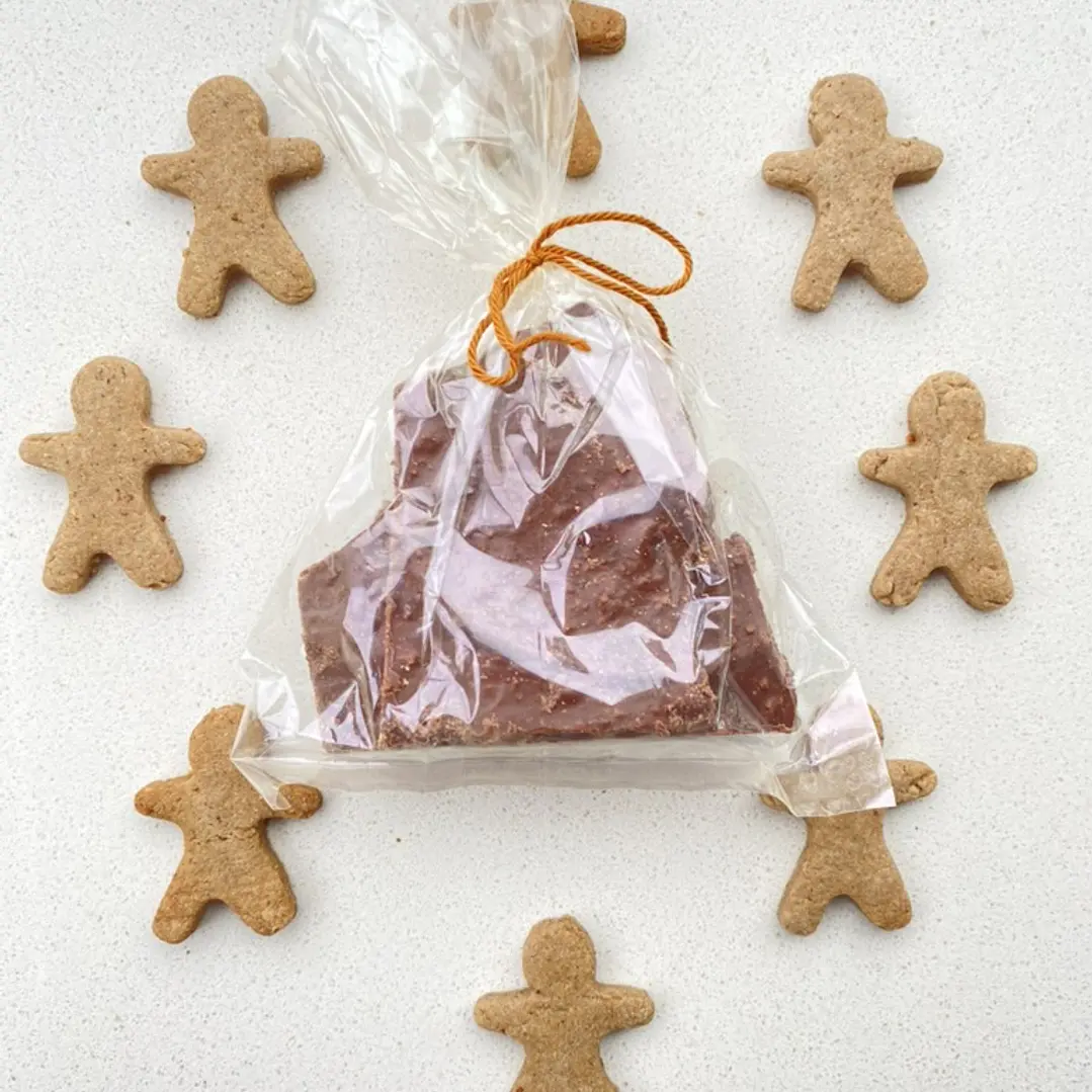 Gingerbread Chocolate Bark 2