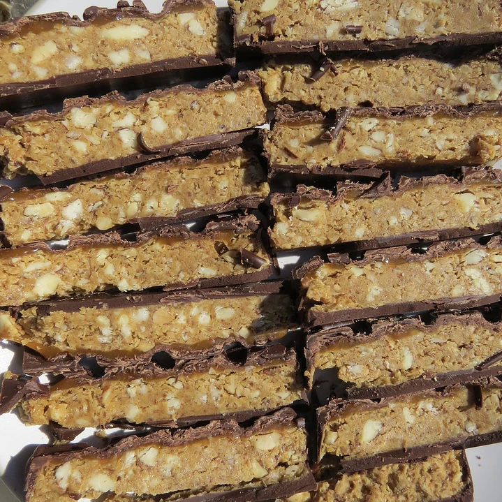 Dessert Bar: La Bohème (praliné clásico y caramelo vainilla) | Chocolate Mylk 41 % | 215gr 1