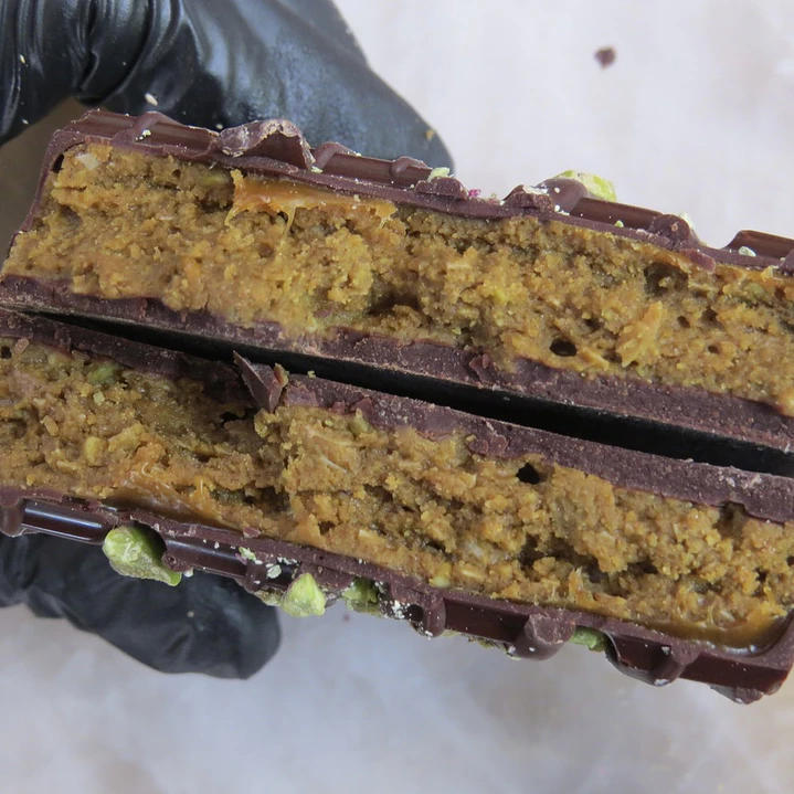 Dessert Bar: Emerald Caramel Chocolate Dark 56% | 215 gr  3