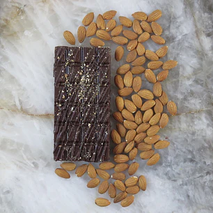 Dessert Bar: La Bohème (praliné clásico y caramelo vainilla) | Chocolate Dark 56% | 215gr