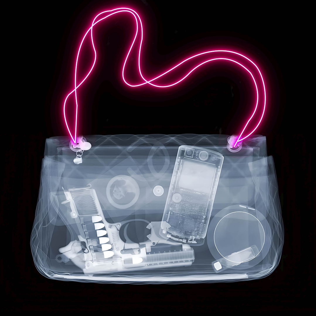 Quadro decorativo neon mala senhora 2