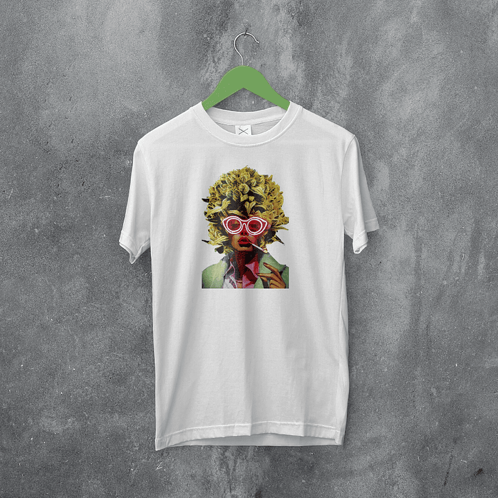 T-shirt woooow mulher cacho 1