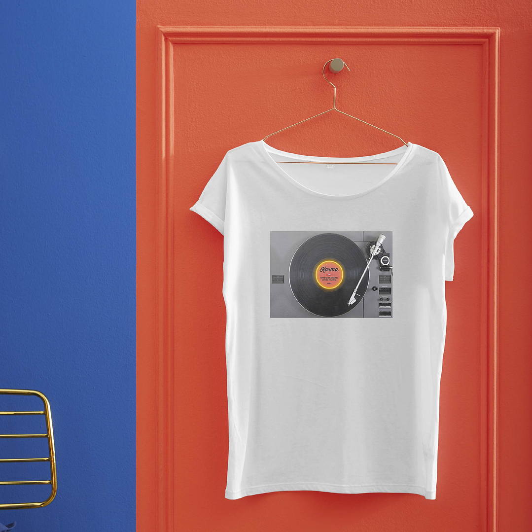 T-shirt woooow Gira discos 1