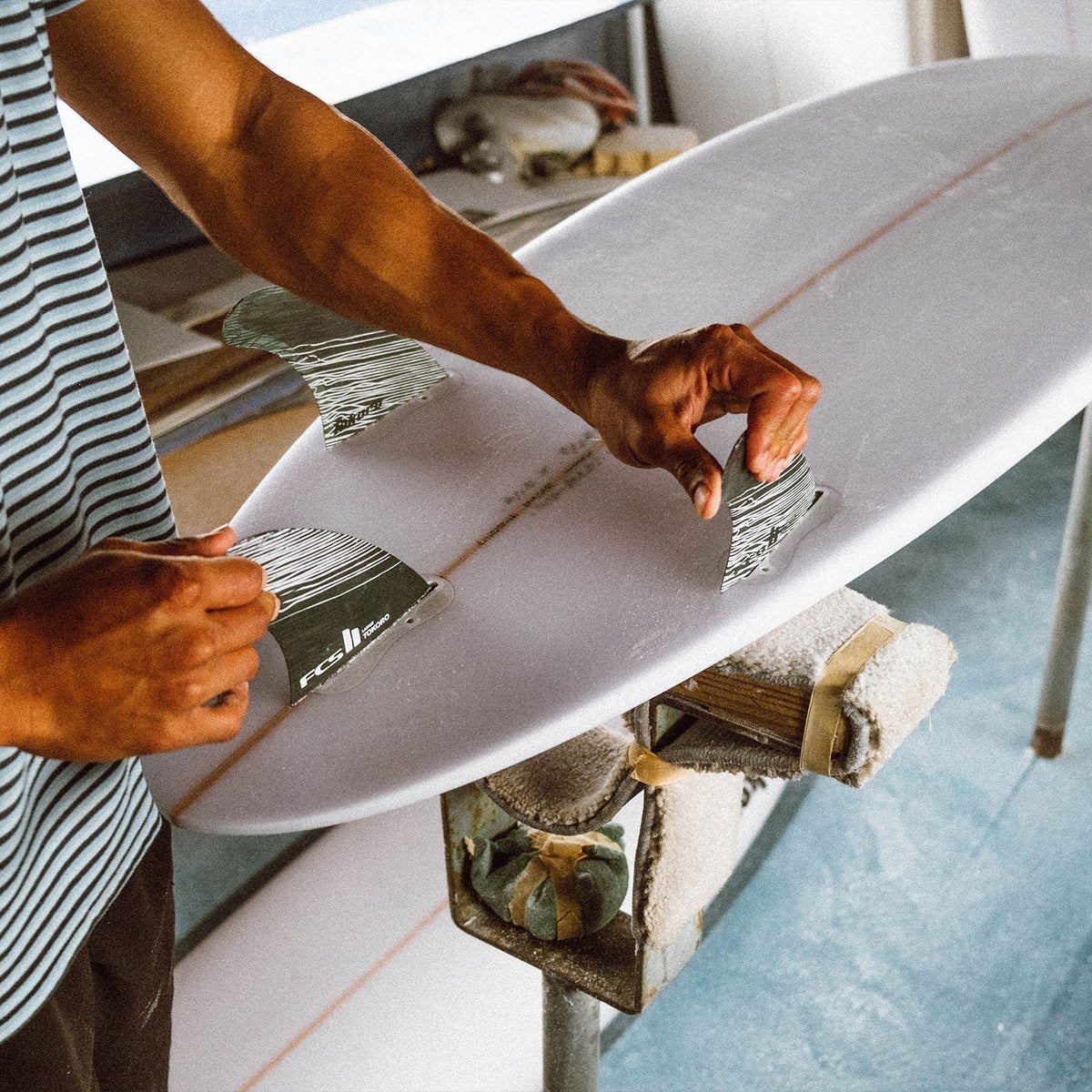 FCS2 SHAPER SERIES TOKORO TRI FINS M サイズ ACCESSORIES - Fins