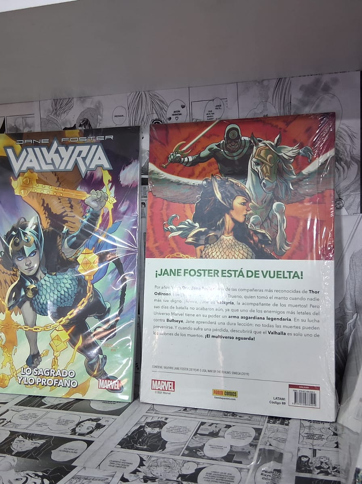 VALKYRIA: JANE FOSTER - LO SAGRADO Y LO PROFANO - PANINI  2