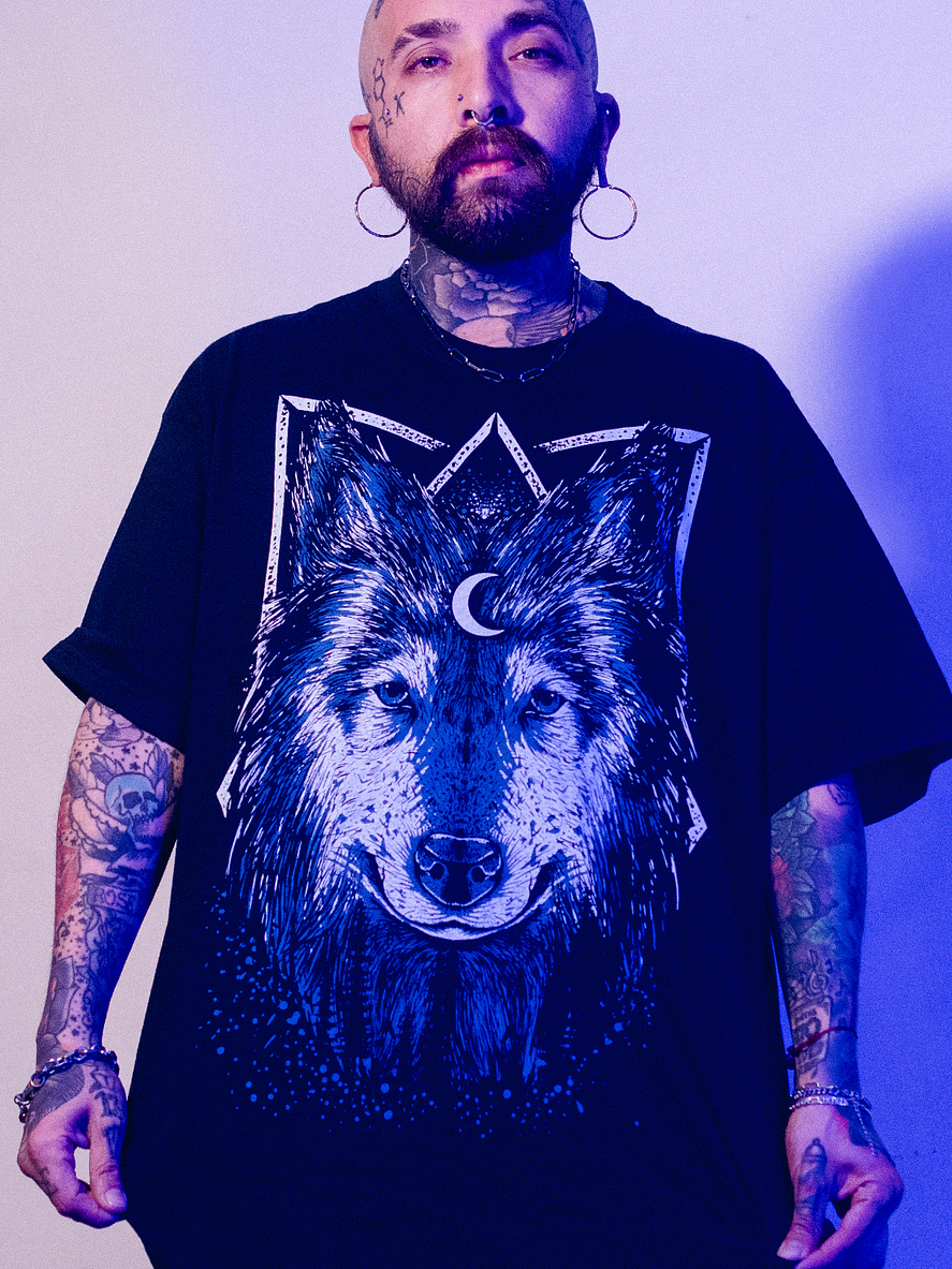 POLERA TÓTEM LOBO 2