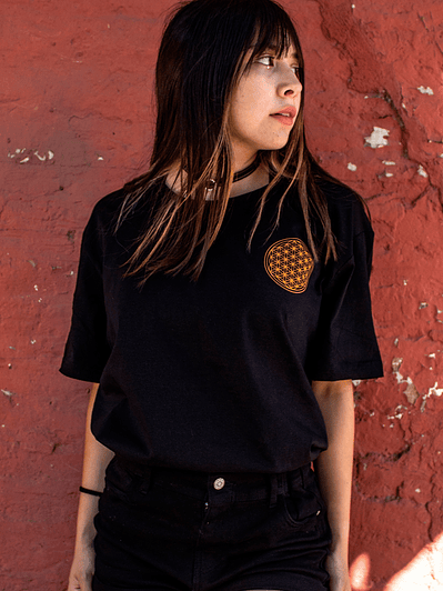 POLERA TÓTEM MARIPOSA