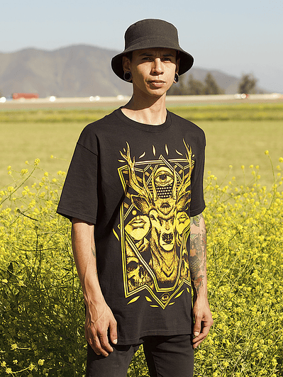 POLERA TÓTEM CIERVO