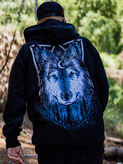 POLERÓN CANGURO TÓTEM LOBO