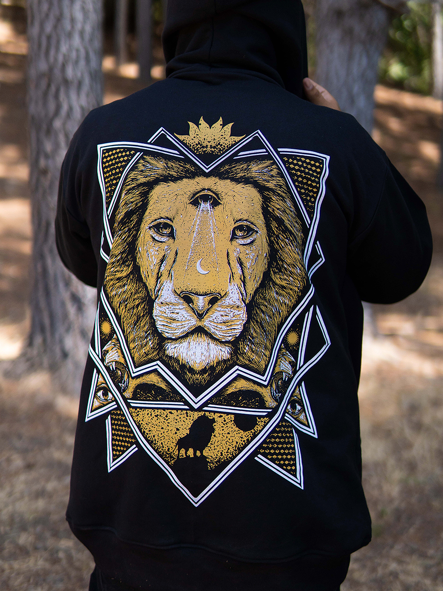 POLERÓN TÓTEM LEÓN 3