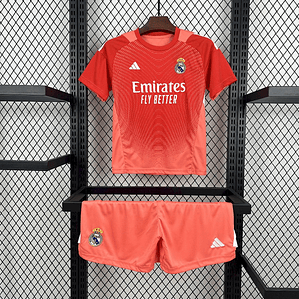 Kit Infantil Real Madrid 2025/26 Goalkeeper (Camisola + Calções) - 3 aos 13 Anos
