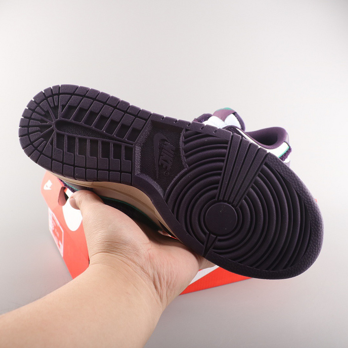  Ténis Nike DUNK SB LOW CLASSIC FD9762-061 - Roxo e Branco (Tamanho 36 ao 45) 7