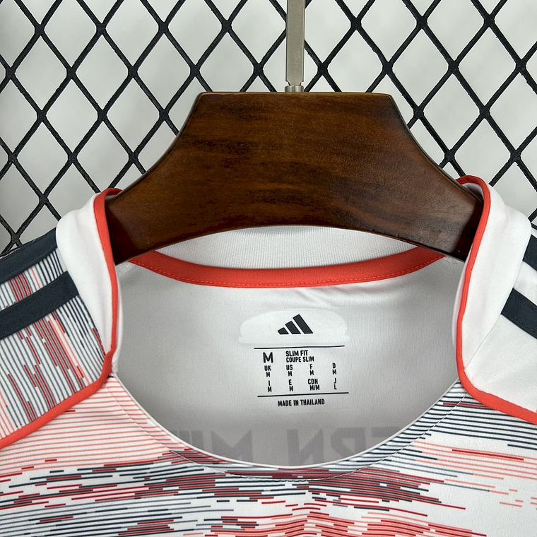 Bayern Munich 2025/26 Away Jersey - Fan Version - Sizes S to 4XL 6