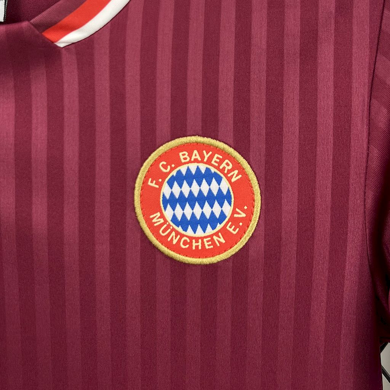 Kit Infantil Bayern Munich 2025/26 Terrace Icons (Camisola + Calções) 5