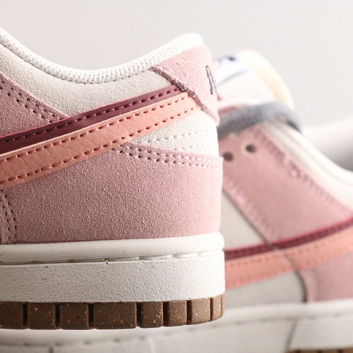 Ténis Womens Dunk SB Low Special DO9457-120 - (Tamanho 36 ao 40) 7