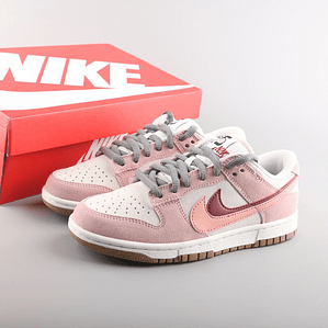 Ténis Womens Dunk SB Low Special DO9457-120 - (Tamanho 36 ao 40)