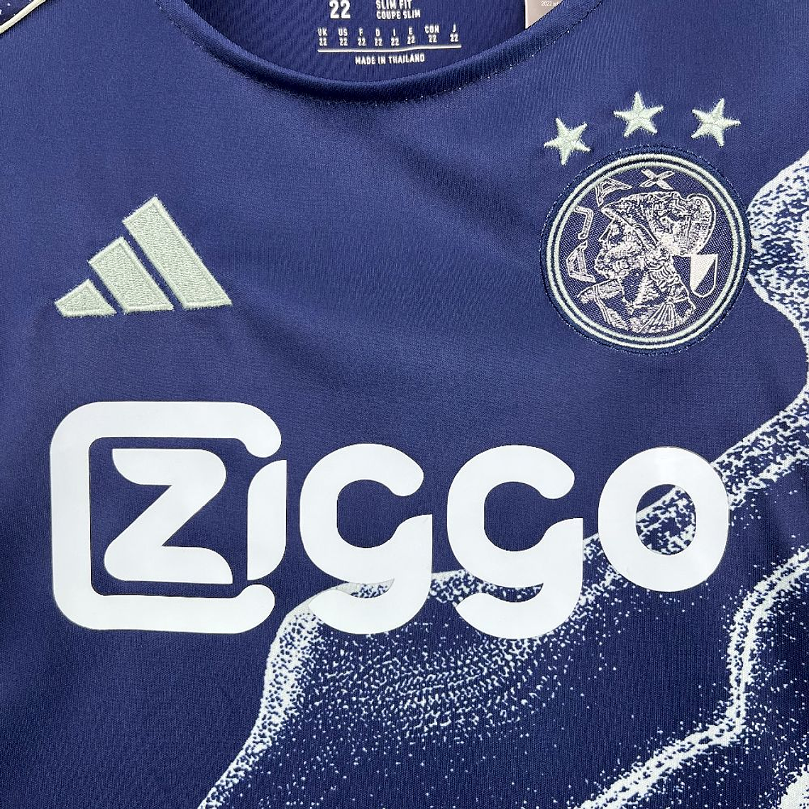 Kit Infantil Ajax 2025/26 Away (Camisola + Calções)  3