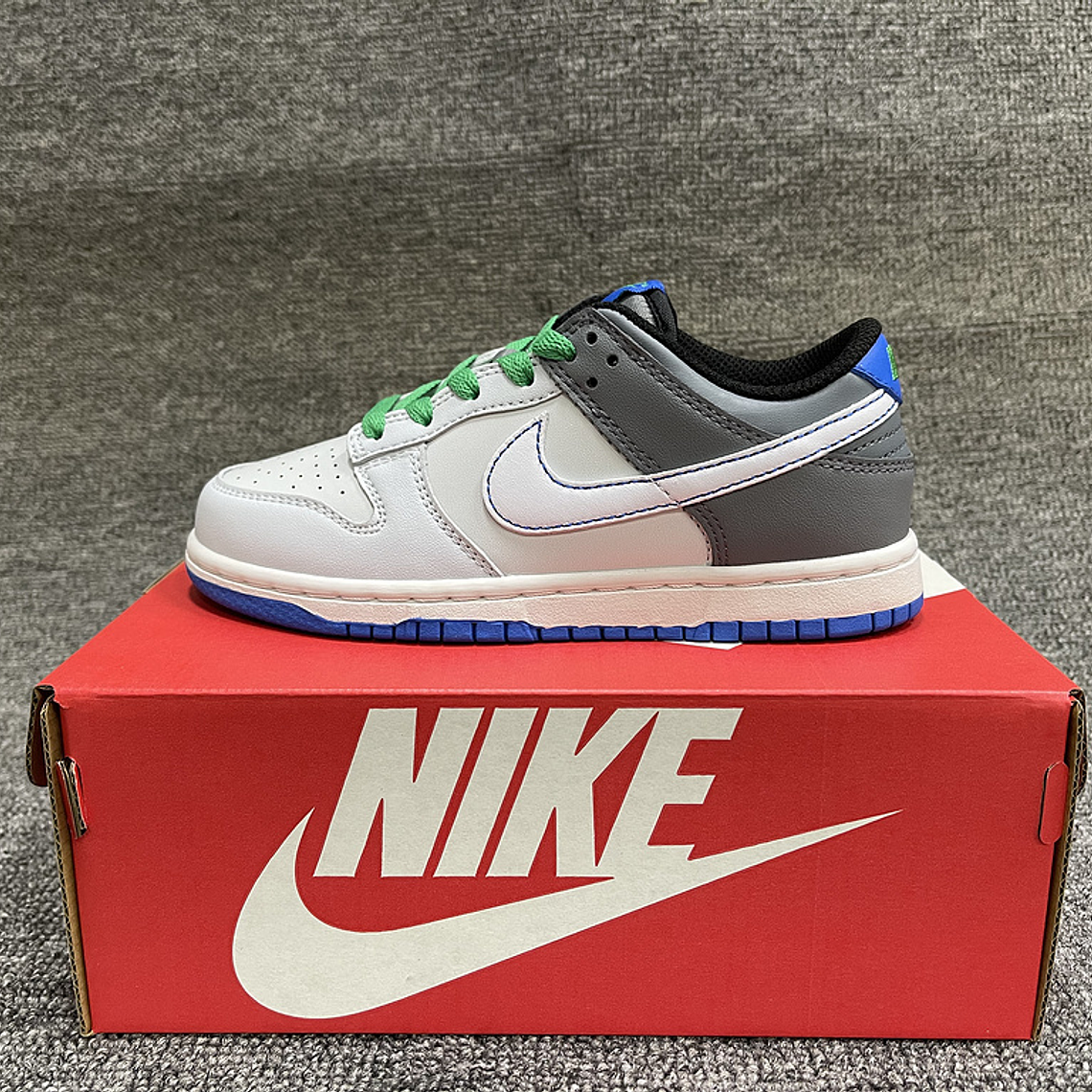 Tênis Dunk SB Low Top Grain - Couro (Tamanho 36 ao 47,5)  Cinza, Branco e Azul  1