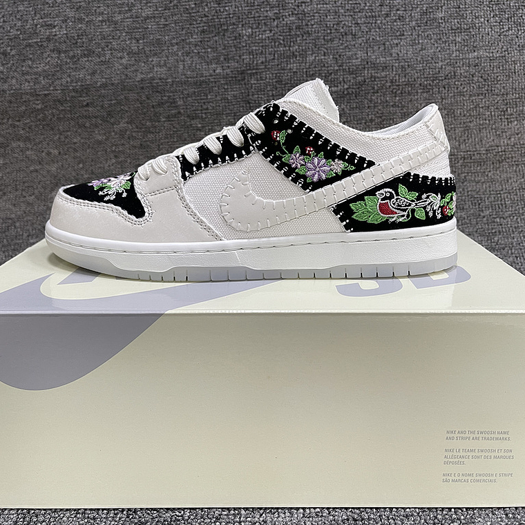 Tênis Dunk SB Low Top Grain - Couro (Tamanho 36 ao 47,5) Branco e Preto 1