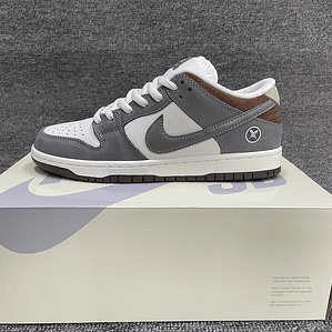 Tênis Dunk SB Low Top Grain - Couro (Tamanho 36 ao 47,5) Cinza, Branco e Castanho