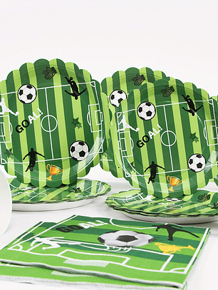 Conjunto 100 Peças Descartável Tema Futebol - Base Verde para 25 Convidados