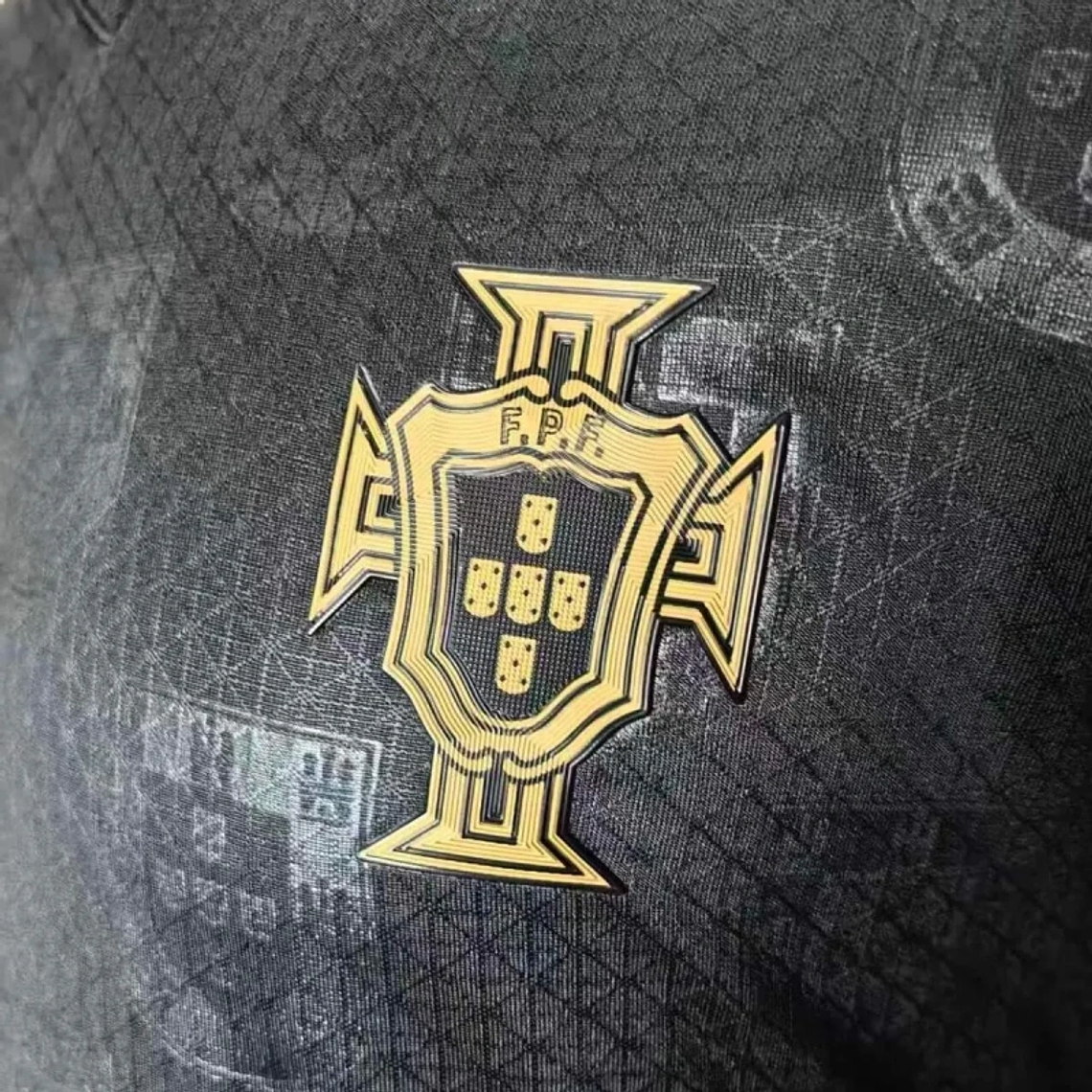 Camisola Portugal 2026/27 Special Edition Eusébio Pantera Negra - Versão Jogador - S ao 2XL 4