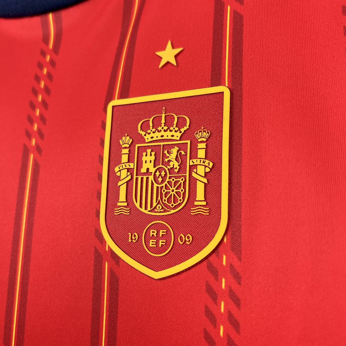 Kit Infantil Espanha 2026 World Cup Home (Camisola + Calções)  10