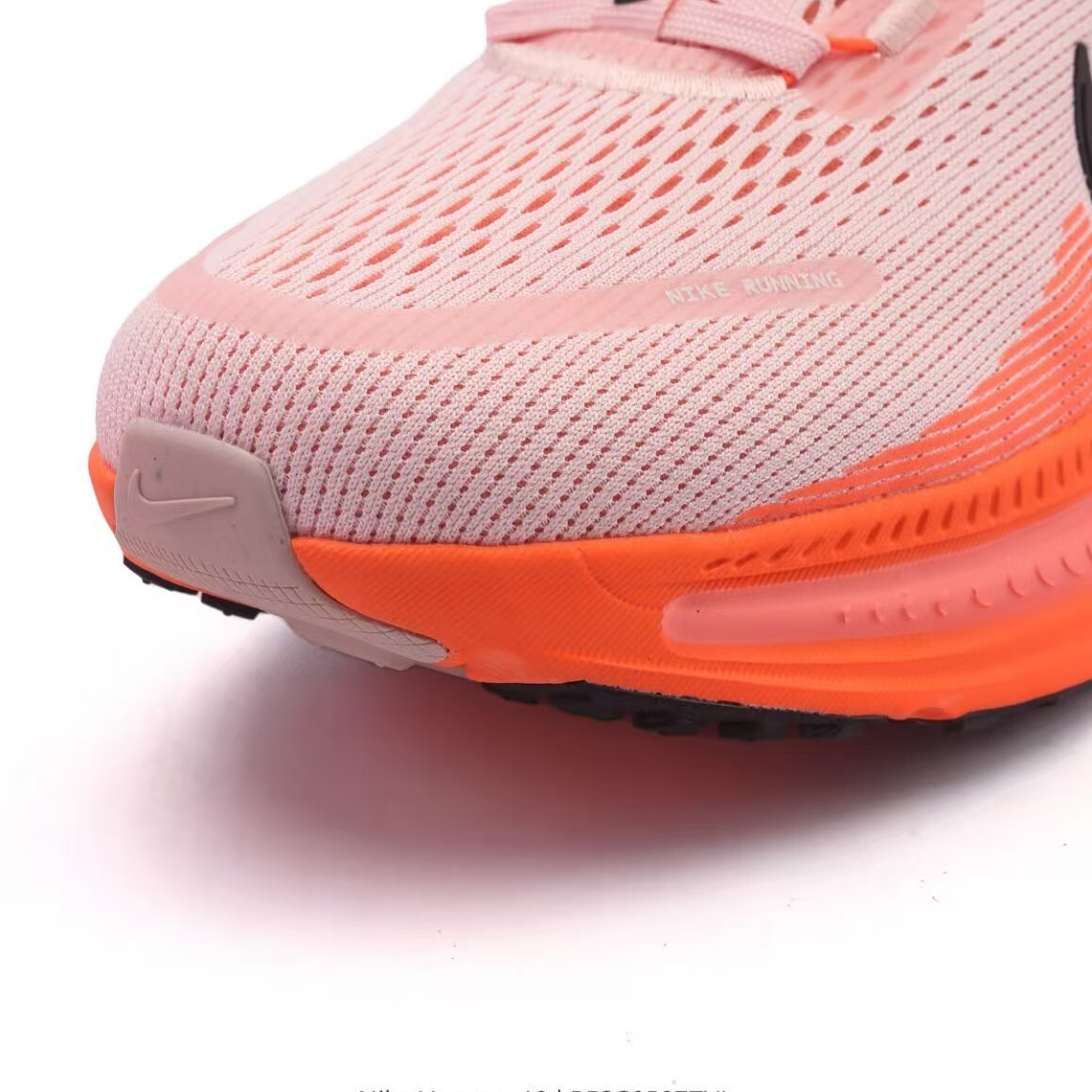 Sapatilhas Nike Vomero 18 para Corrida - Conforto e Performance 7