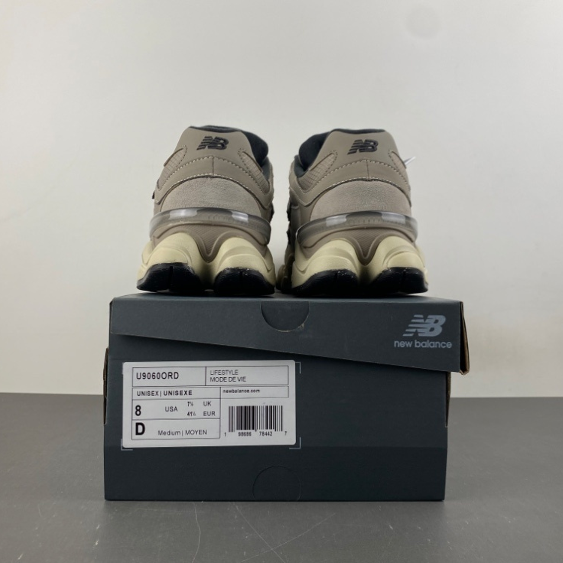 Ténis New Balance 9060 'Cinza e Preto' - Original, Estilo e Conforto Superior 5