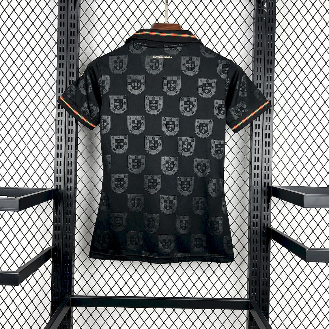 Camisola Feminina Portugal - Eusébio Pantera Negra - Versão Especial 2