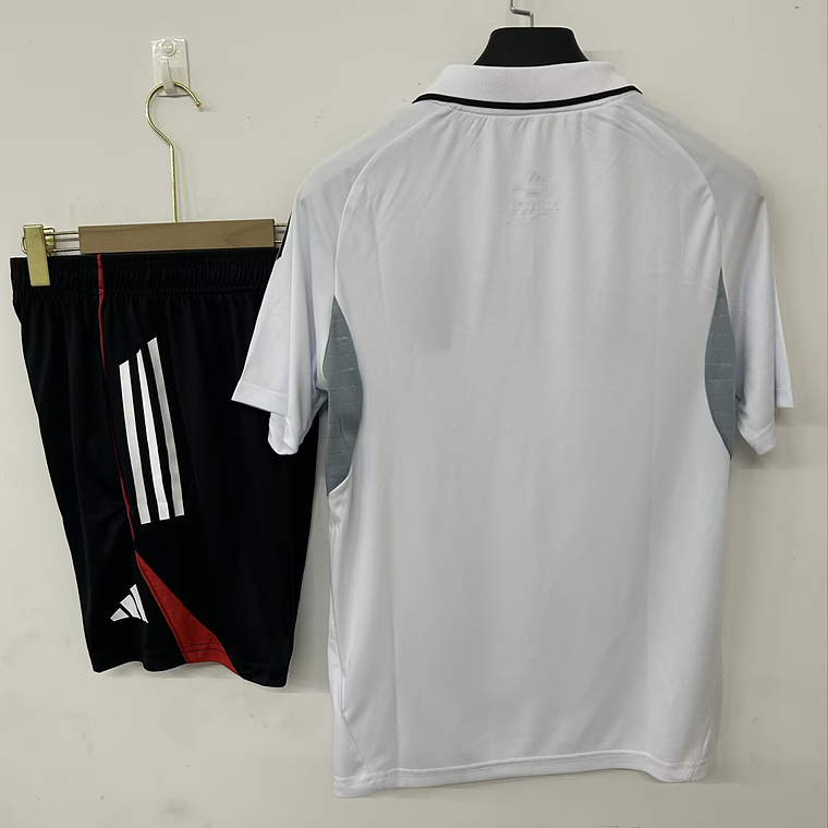 Conjunto Polo + Calções Benfica 2025/26 | S ao 3XL  2