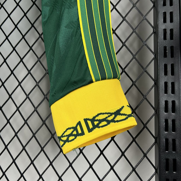 Camisola Retro Celtic 24/25: A Lenda de Glasgow em Manga Comprida 6