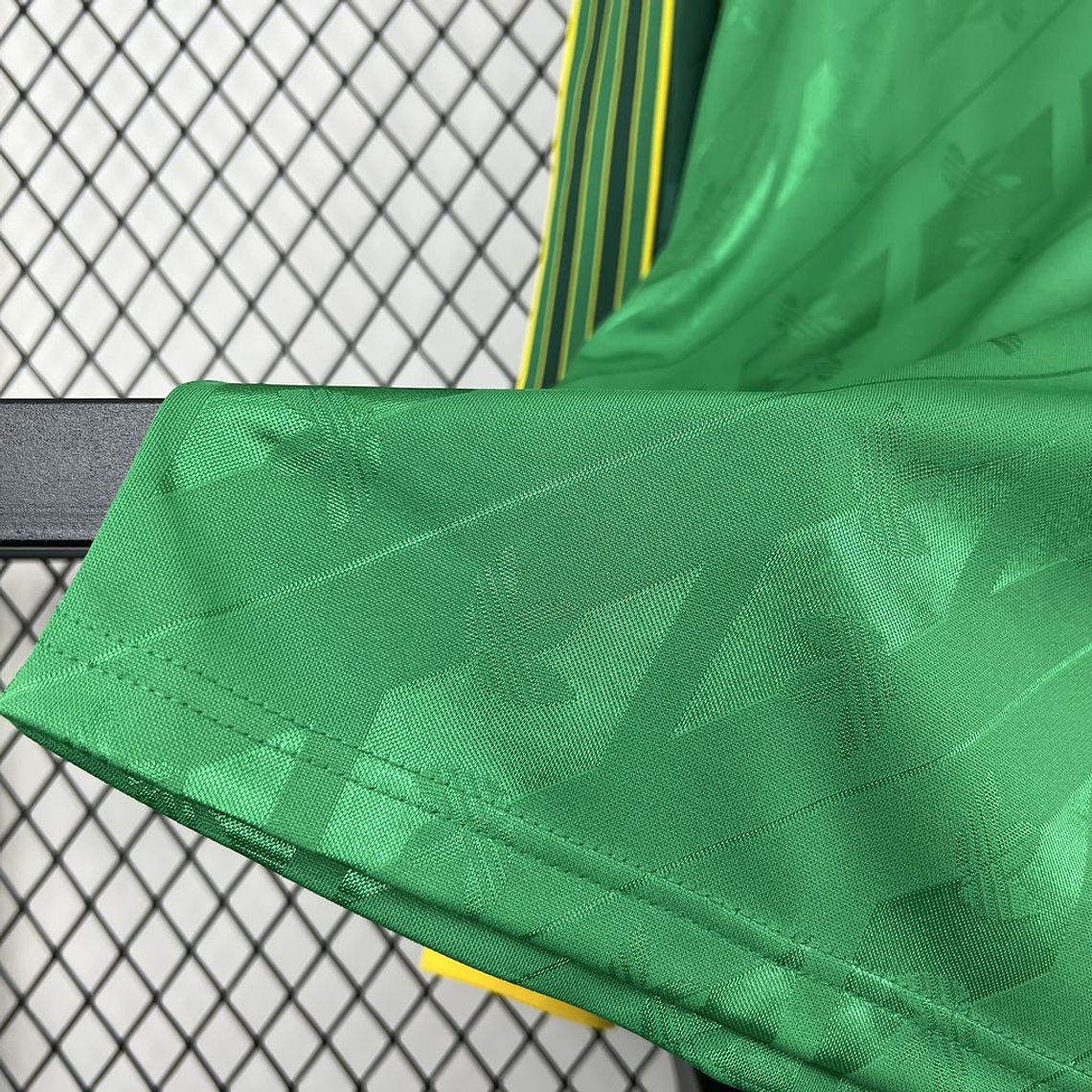 Camisola Retro Celtic 24/25: A Lenda de Glasgow em Manga Comprida 7