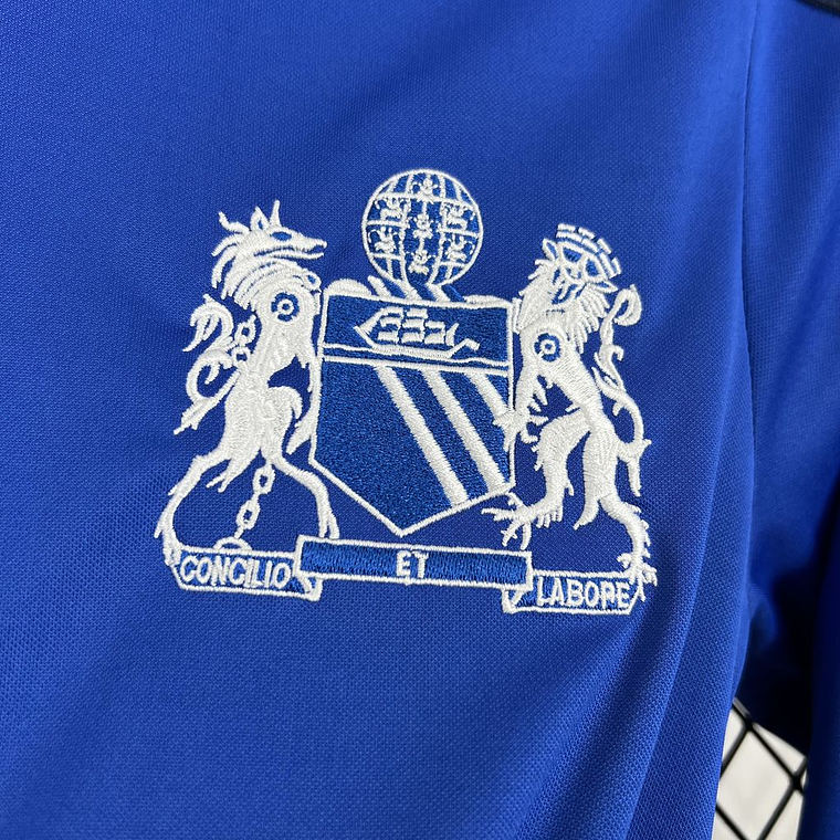 Camisola Retro George Best x Manchester United: A Edição Conjunta que Eterniza o Quinto Beatle 3