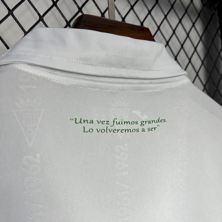 Camisola Retro Córdoba CF 70 Anos: A Camisola que Celebra Sete Décadas de Orgulho Blanquiverde 7