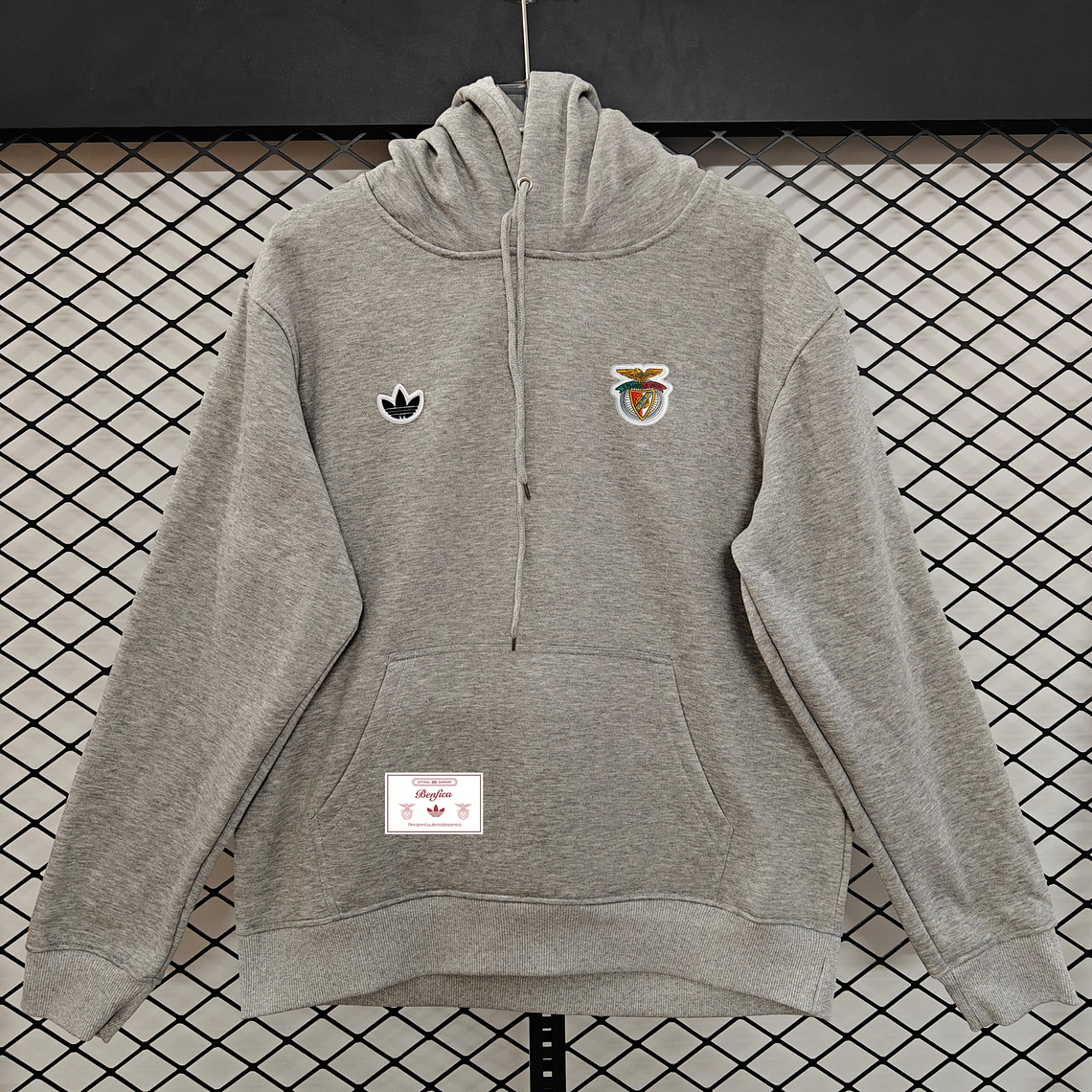 Vintage Benfica Heritage Hoodie: A Sweatshirt que Homenageia a História do Glorioso 3