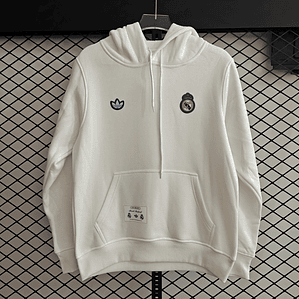 Real Madrid Heritage Vintage Hoodie: A Sweatshirt que Veste a Lenda Merengue