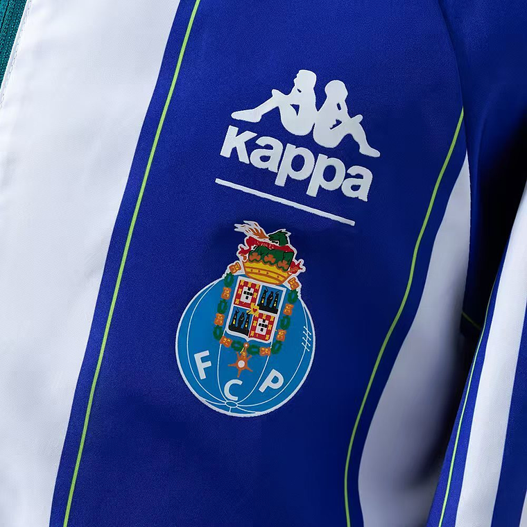 FC Porto 98 Retro Windbreaker: O Corta-Vento Dupla Face que Eterniza a Conquista da Europa 4