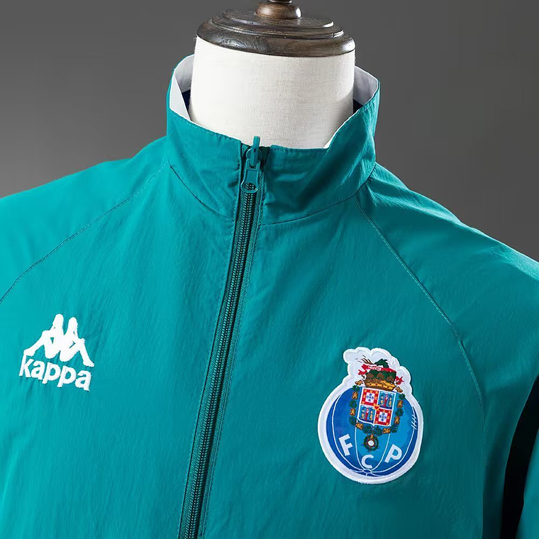 FC Porto 98 Retro Windbreaker: O Corta-Vento Dupla Face que Eterniza a Conquista da Europa 7