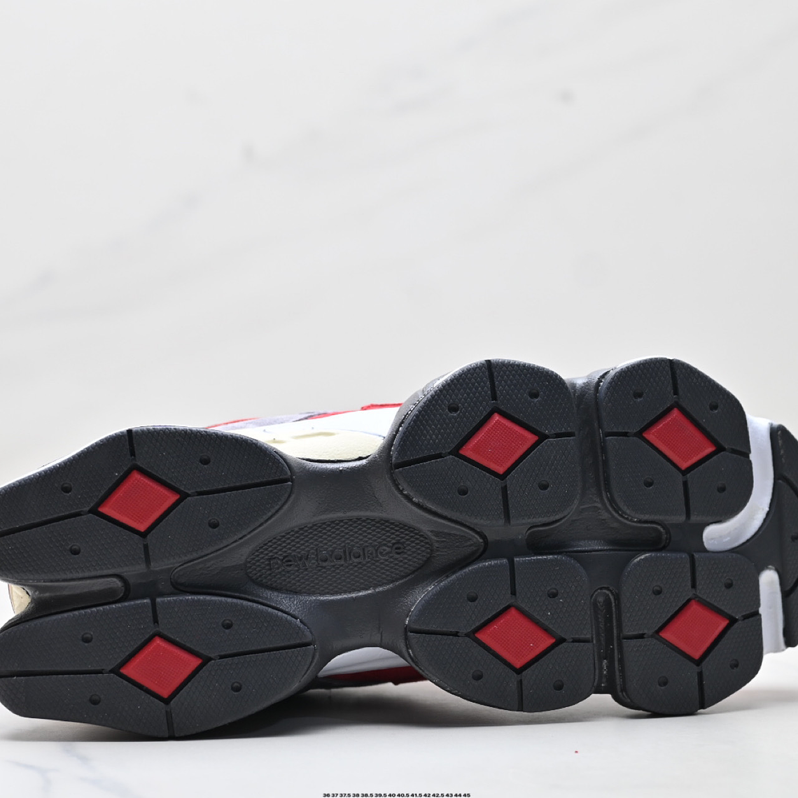 Ténis New Balance NB 9060 - Cinza-Vermelho - 36 a 45 8