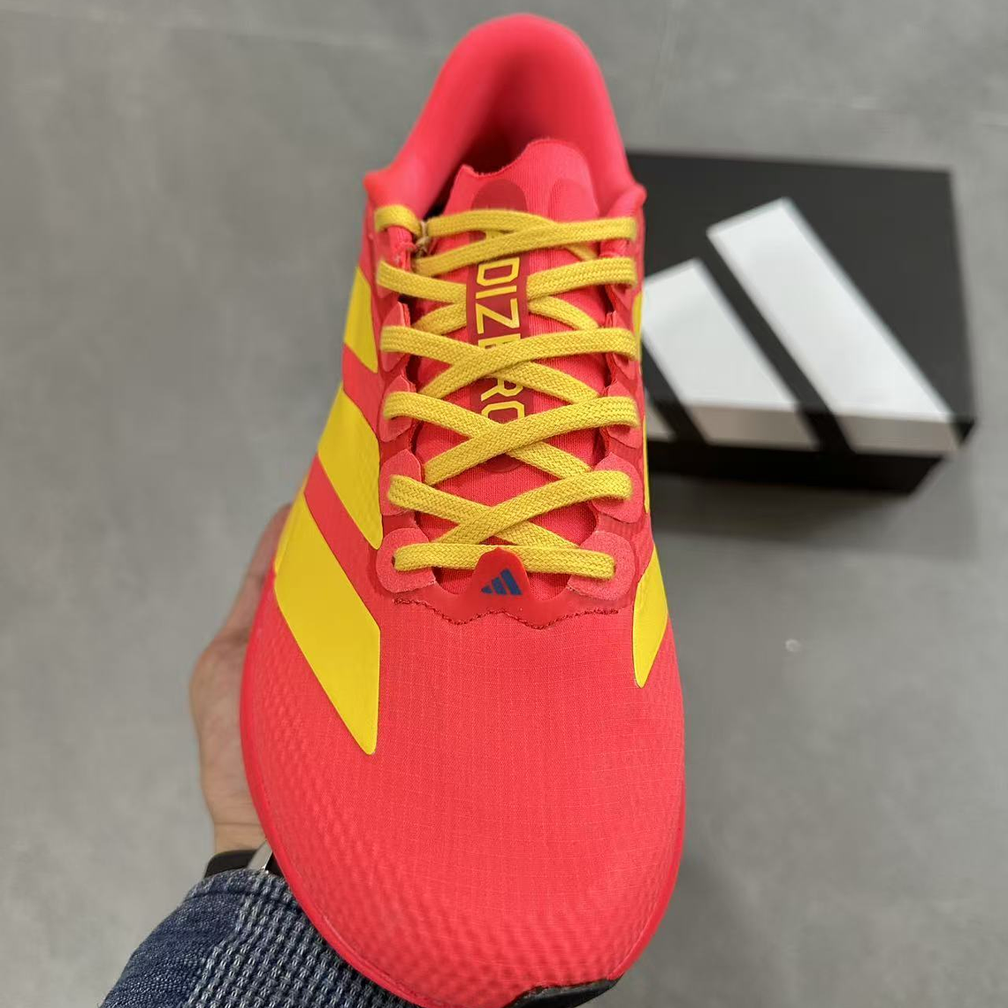 Ténis Adidas Evo SL 2 (com placa de fibra de carbono) Vermelho e amarelo - 36 a 45 5