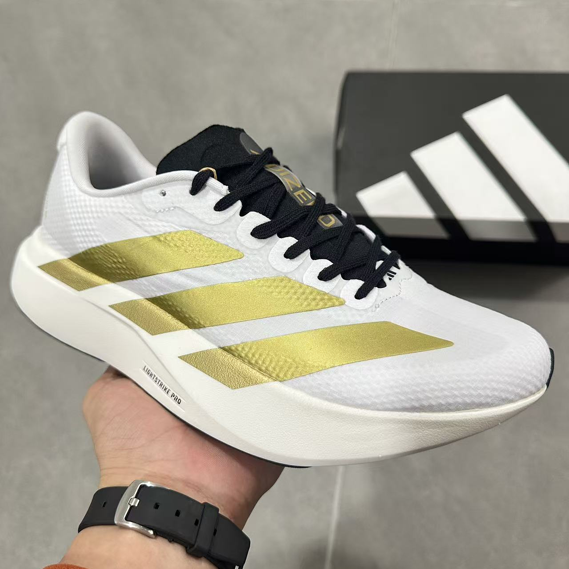 Ténis Adidas Evo SL 2 (com placa de fibra de carbono) Branco - Dourado - 36 a 45 2