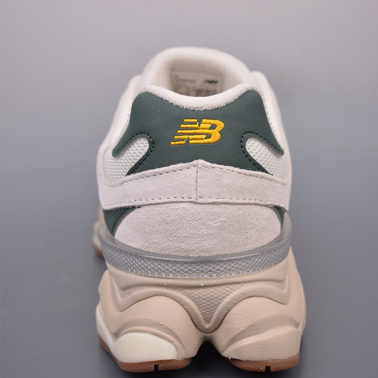 Ténis New Balance NB 9060 - Vermelho-Castanho - 36 a 45  15