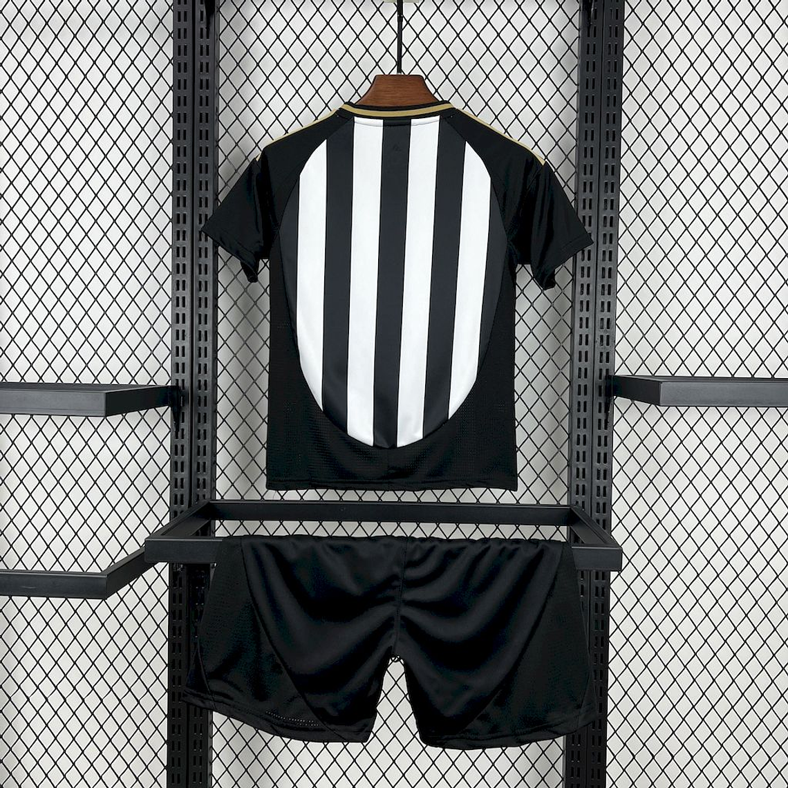 Kit Infantil Atlético Mineiro 2025/26 Home (Camisola + Calções)  2
