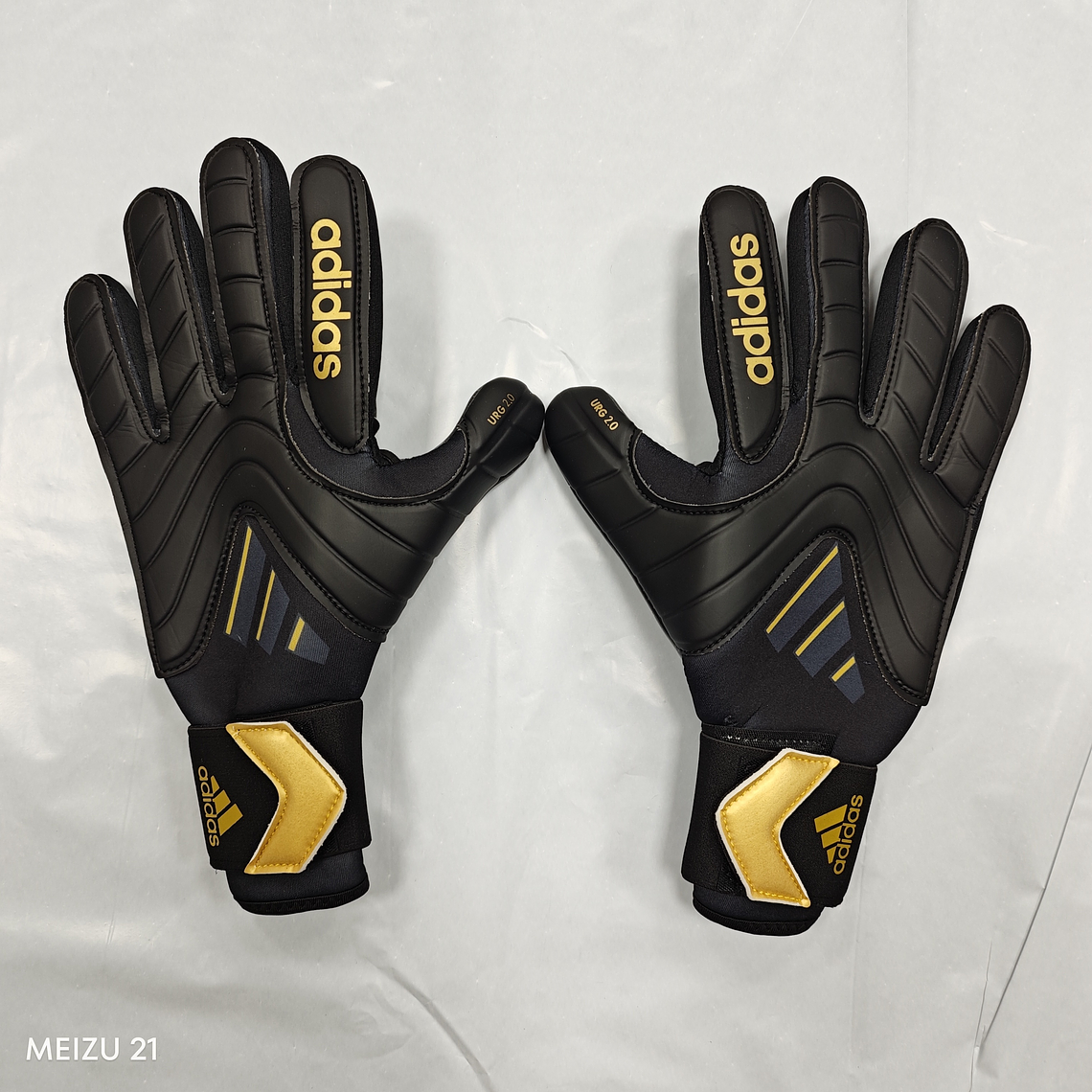Luvas adidas Copa Pro - Grip URG 2.0 | Aderência Superior | Preto/Dourado 2
