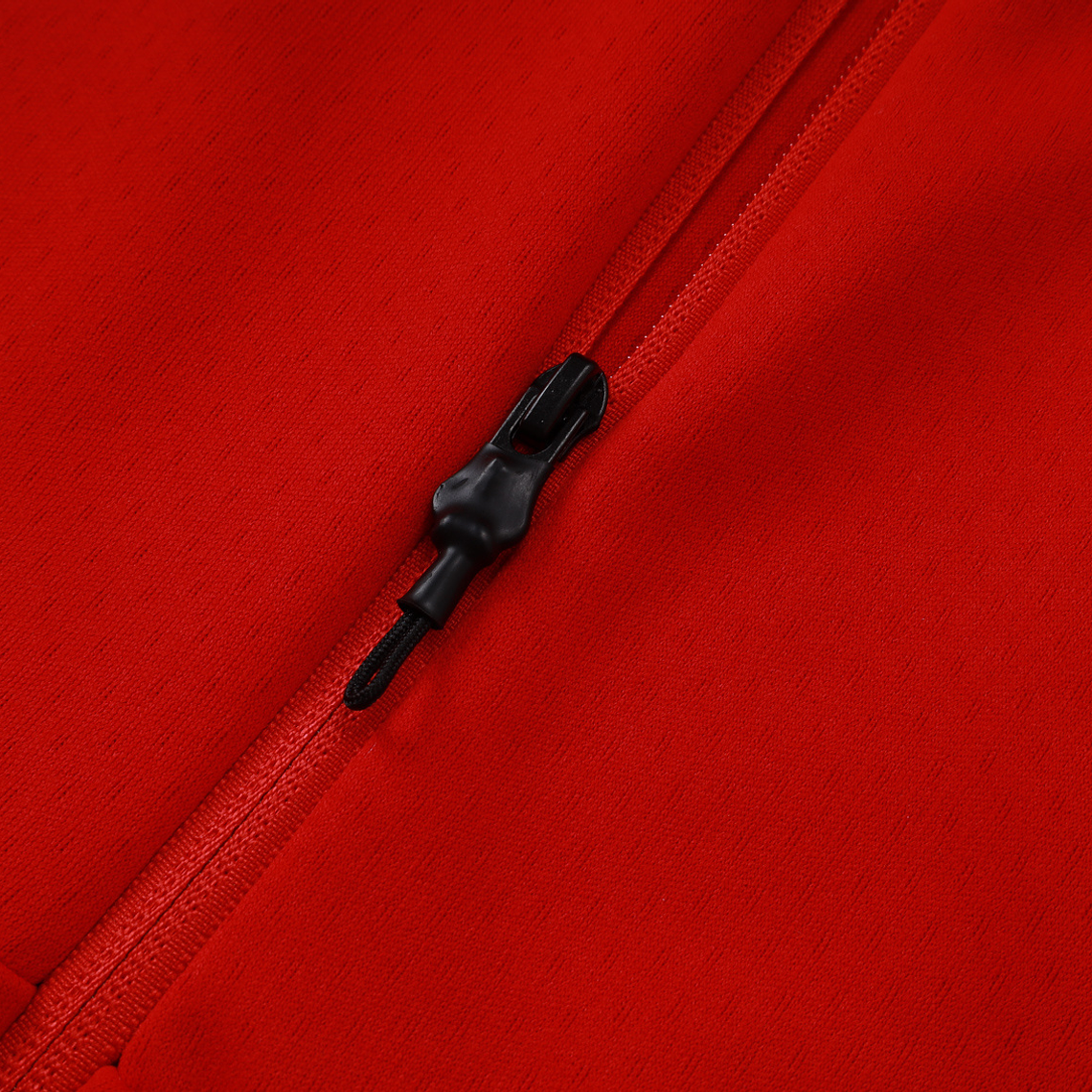 Manchester United 25/26 Red Tracksuit, Sizes S to 2XL 13