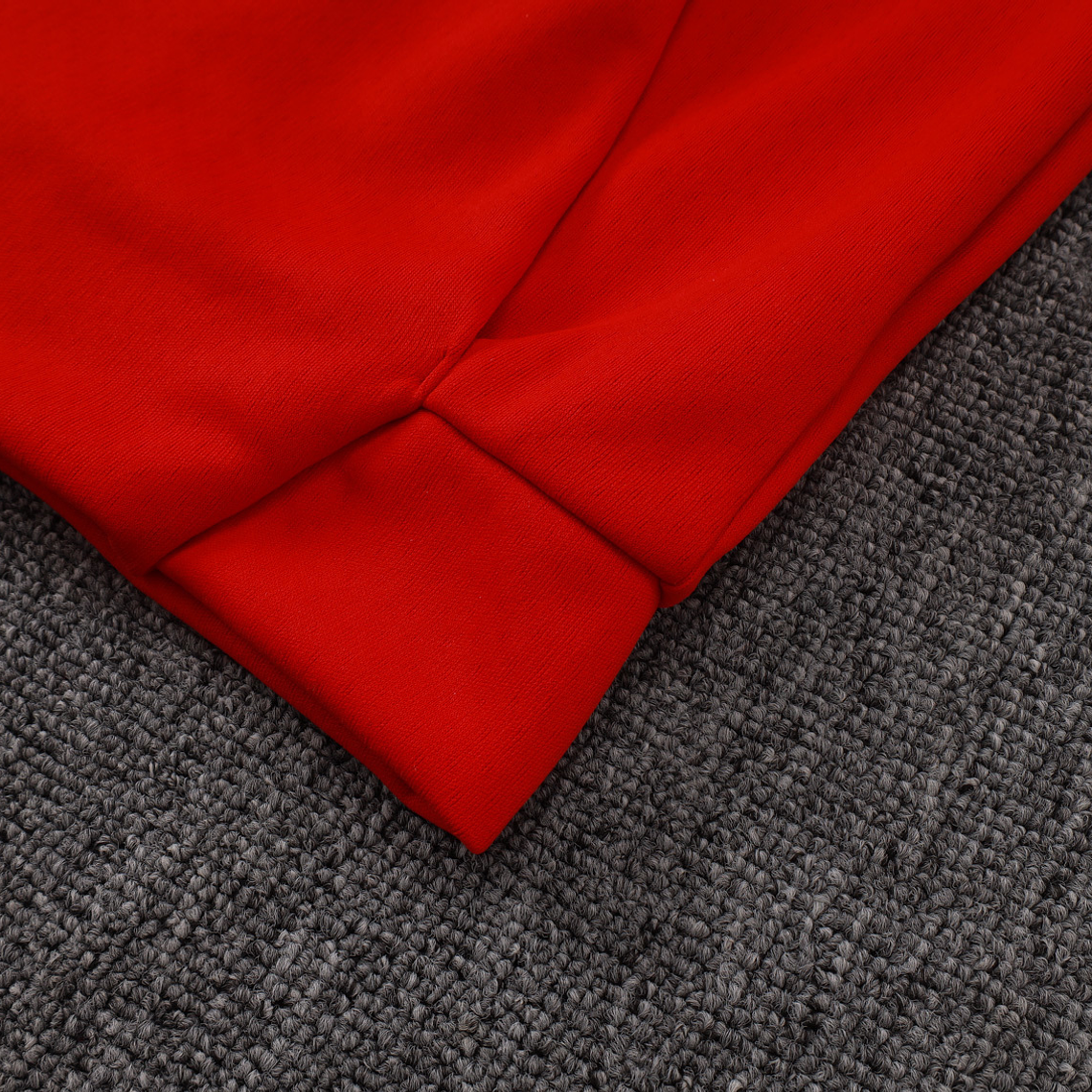 Arsenal 25/26 Tracksuit with Hood, Sizes S to 2XL 32